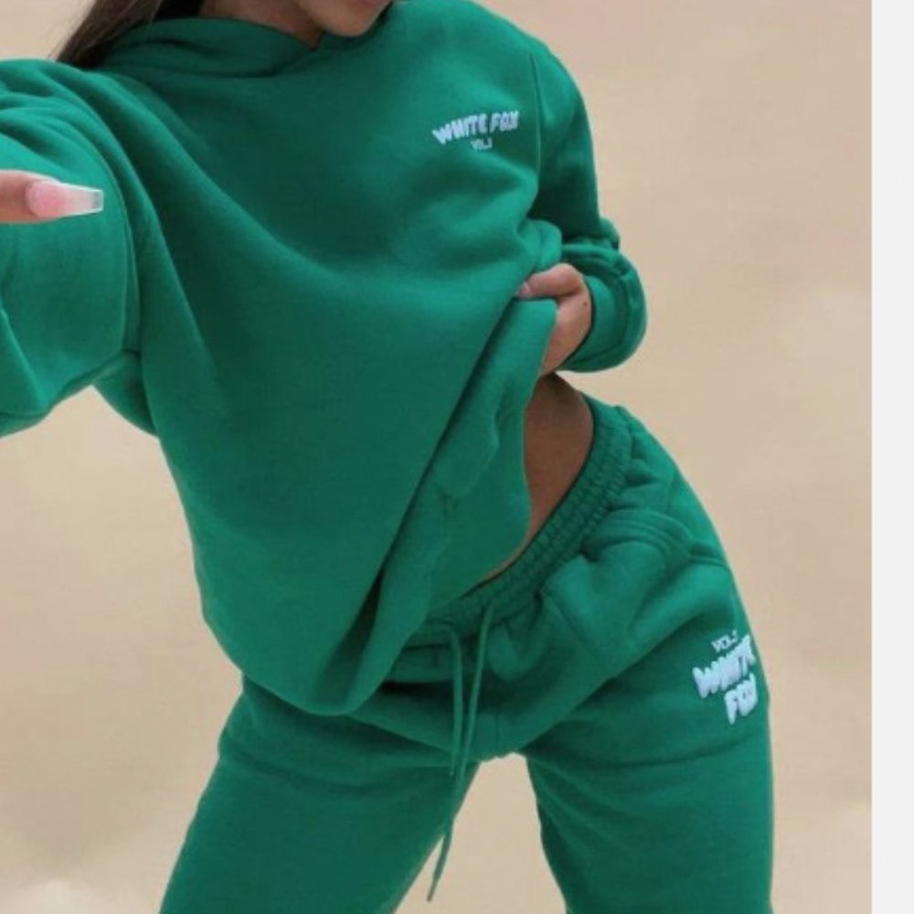 White Fox Hoodie Vol. 3 S/M Green Amazon Offstage Hoodie Sweatpants Sweatsuit